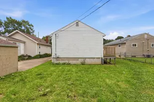 2732 Dibblee Ave, Columbus, OH 43204 - Photo 22