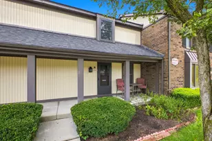 5796 Hallridge Cir, Columbus, OH 43232 - Photo 2