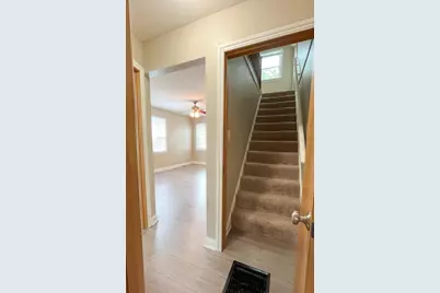 1011 E North Broadway Street, Columbus, OH 43224 - Photo 12