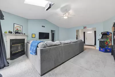 4203 Crispin Court, Grove City, OH 43123 - Photo 4