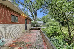 1310 Manor Dr, Columbus, OH 43232 - Photo 26