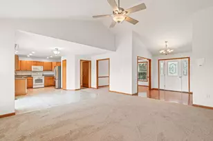 71 Bluegrass Dr, Pataskala, OH 43062 - Photo 8