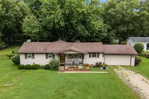 4075 Cristland Hill Rd, Hebron, OH 43025 - Photo 2