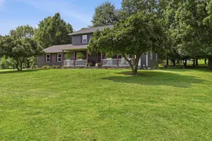 1520 Hamburg Rd SW, Lancaster, OH 43130 - Photo 4