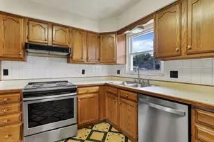1184 Dutton Pl, Columbus, OH 43227 - Photo 16