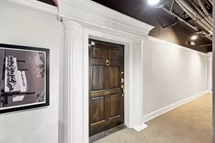 55 W Livingston Ave, Columbus, OH 43215 - Photo 6
