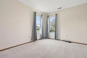 2395 Hooverside Ln, Grove City, OH 43123 - Photo 26