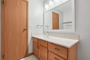 2395 Hooverside Ln, Grove City, OH 43123 - Photo 18