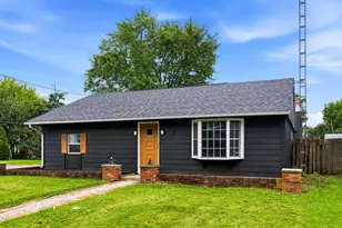 589 Uncapher Ave, Marion, OH 43302 - Photo 1