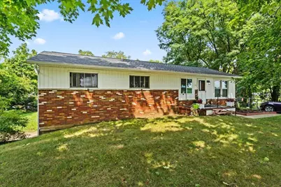 5738 Fairfield Beach Road NE, Thornville, OH 43076 - Photo 4