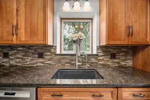 367 E Jenkins Ave, Columbus, OH 43207 - Photo 24