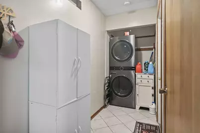 330 Hessenauer Drive, Galion, OH 44833 - Photo 8