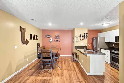 1932 Ironton Drive #43E, Columbus, OH 43228 - Photo 6