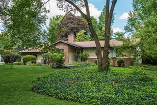 3686 Skyline Dr, Columbus, OH 43235 - Photo 1
