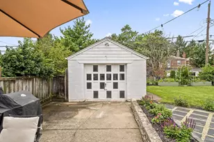 867 S Broadleigh Rd, Columbus, OH 43209 - Photo 52