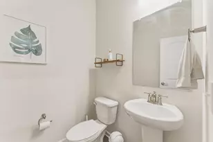 1319 Theodore Dr, Lockbourne, OH 43137 - Photo 16