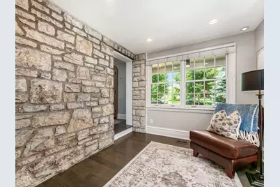1899 Tremont Road, Columbus, OH 43212 - Photo 20