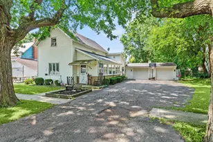 208 S Main St, Ridgeway, OH 43345 - Photo 2