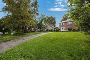 495 Eastmoor Blvd, Columbus, OH 43209 - Photo 6