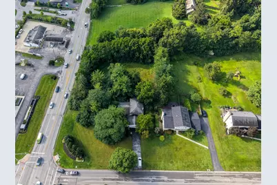 755 Clubview Boulevard S, Columbus, OH 43235 - Photo 1