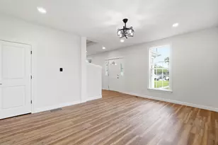 708 N Oakland St, Urbana, OH 43078 - Photo 12