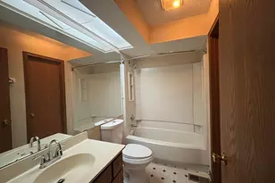 2367 Brandy Oaks Dr, Columbus, OH 43220 - Photo 12