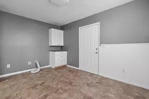 394 Belvidere Ave, Columbus, OH 43223 - Photo 12