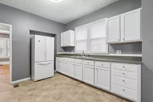 394 Belvidere Ave, Columbus, OH 43223 - Photo 10