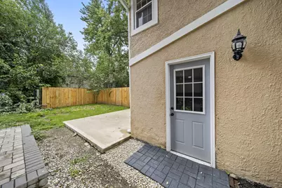 555 South Lane, Columbus, OH 43206 - Photo 2