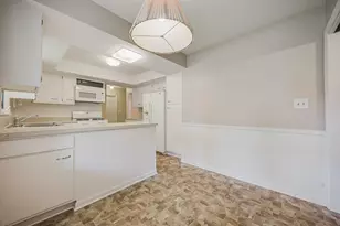 2871 E Shore Ct, Columbus, OH 43231 - Photo 14