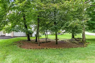 1365 Normandy Dr, Newark, OH 43055 - Photo 48