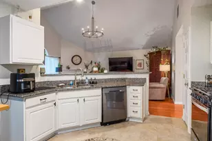 8687 Lazelle Commons Dr, Lewis Center, OH 43035 - Photo 10