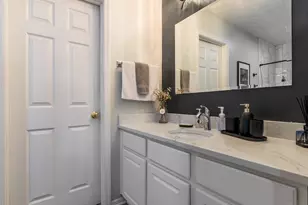 8687 Lazelle Commons Dr, Lewis Center, OH 43035 - Photo 18