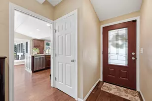 288 S Virginialee Rd, Columbus, OH 43209 - Photo 6