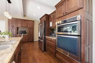 288 S Virginialee Rd, Columbus, OH 43209 - Photo 14
