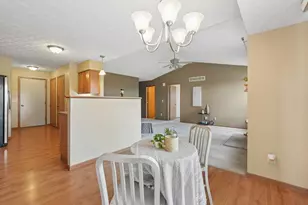 1977 Ashburn Dr, Delaware, OH 43015 - Photo 8