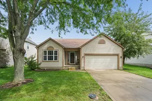 1977 Ashburn Dr, Delaware, OH 43015 - Photo 1