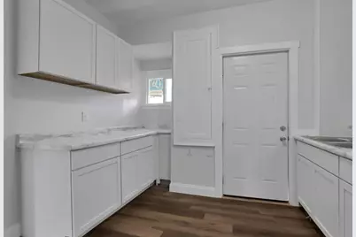 2675 Sullivant Avenue, Columbus, OH 43204 - Photo 16