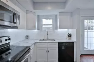 1732 Bethel Rd, Columbus, OH 43220 - Photo 14