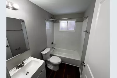 4669 Hilton Avenue #B, Columbus, OH 43228 - Photo 6