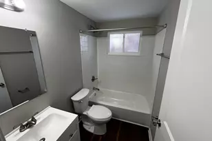 4669 Hilton Ave, Columbus, OH 43228 - Photo 6
