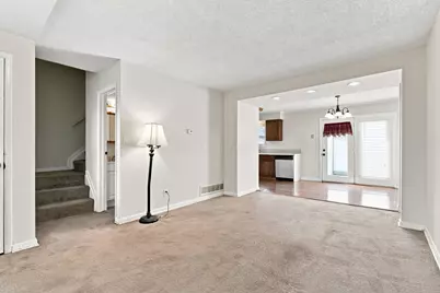 1432 Bairstow Court, Galloway, OH 43119 - Photo 6