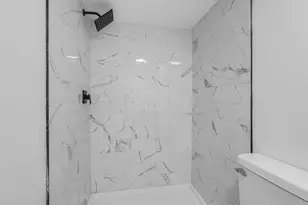 2461 Bremen St, Columbus, OH 43211 - Photo 20