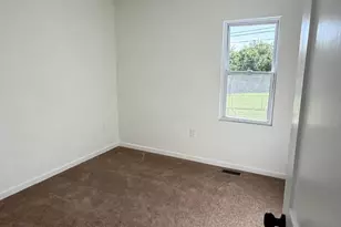 192 S Grener Ave, Columbus, OH 43228 - Photo 12