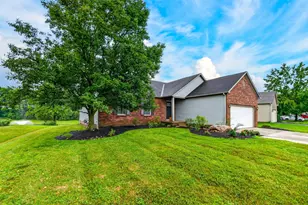 699 Scioto Meadows Blvd, Grove City, OH 43123 - Photo 8