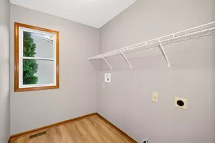 699 Scioto Meadows Blvd, Grove City, OH 43123 - Photo 36