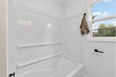 860 Minerva Avenue, Columbus, OH 43229 - Photo 8