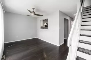 5417 E Valley Ln E, Columbus, OH 43231 - Photo 8