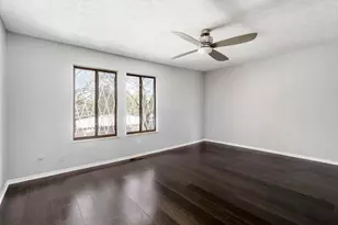 5417 E Valley Ln E, Columbus, OH 43231 - Photo 12