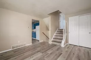 5639 Maple Canyon Ave, Columbus, OH 43229 - Photo 10
